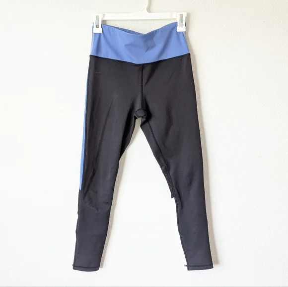 ZYIA Active Color Block Leggings Periwinkle White & Black - Picture 2 of 6